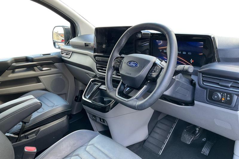 Used Ford Tourneo Custom 2025 for sale - 78048969: Photo 13