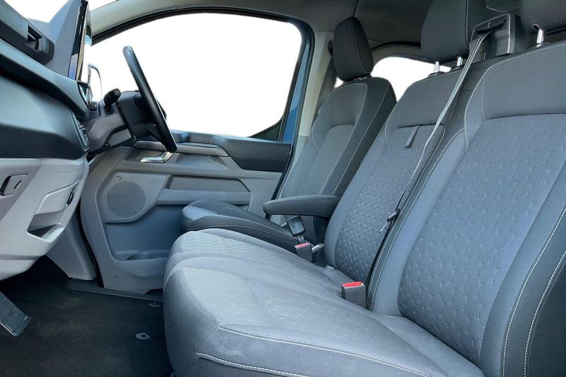 Used Ford Tourneo Custom 2024 for sale - 78109453: Photo 9