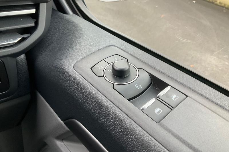 Used Ford Tourneo Custom 2024 for sale - 76819188: Photo 28