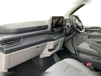 Used Ford Tourneo Custom 2025 for sale - 78206206: Photo