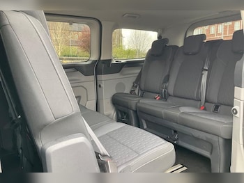 Used Ford Tourneo Custom 2025 for sale - 78206206: Photo