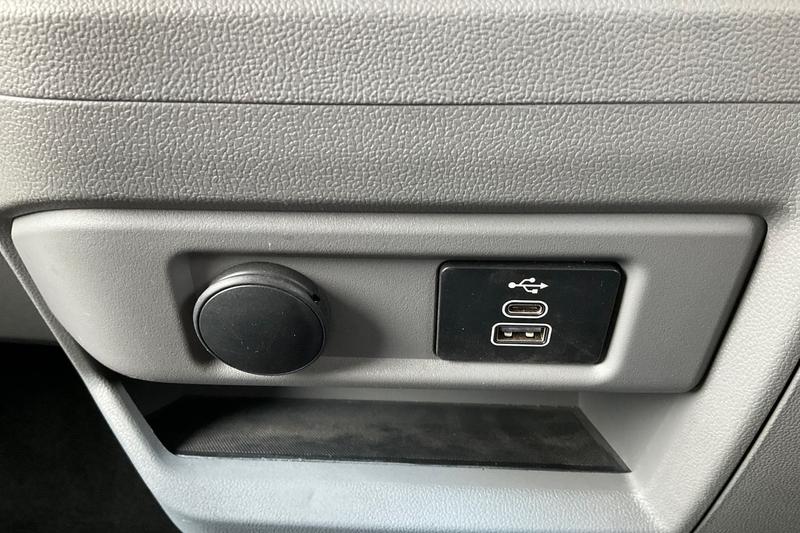 Used Ford Tourneo Custom 2024 for sale - 77672583: Photo 33