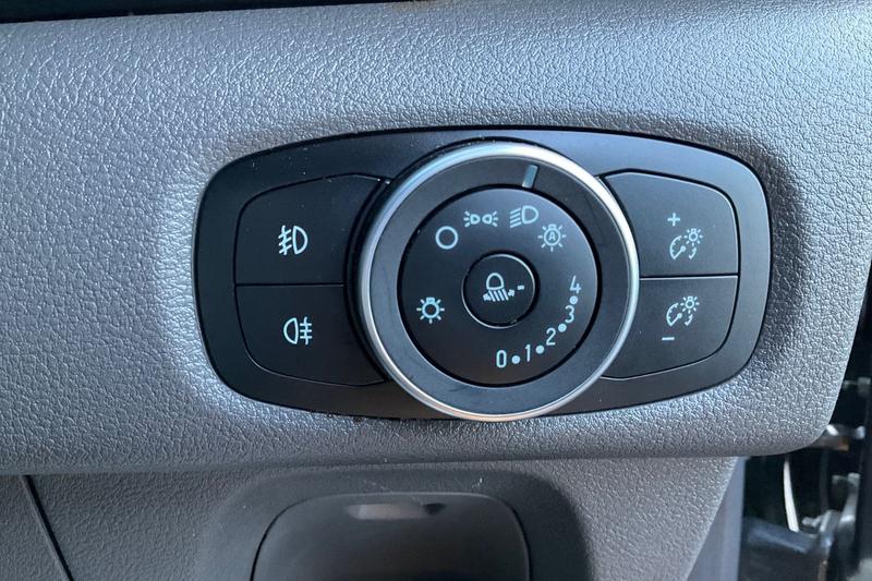 Used Ford Tourneo Custom 2022 for sale - 76998859: Photo 37