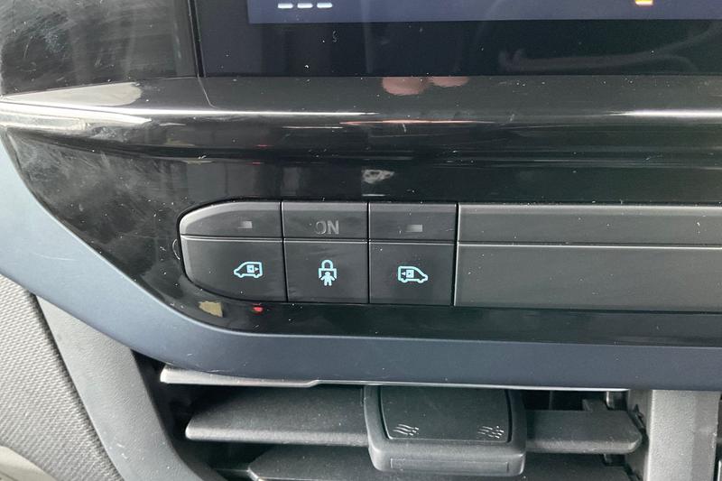 Used Ford Tourneo Custom 2025 for sale - 77878220: Photo 27