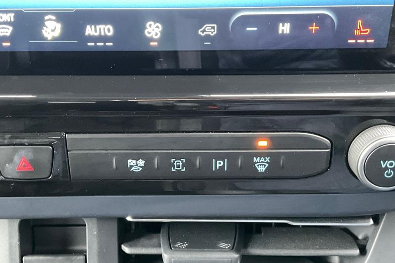 Used Ford Tourneo Custom 2025 for sale - 77878220: Photo 28