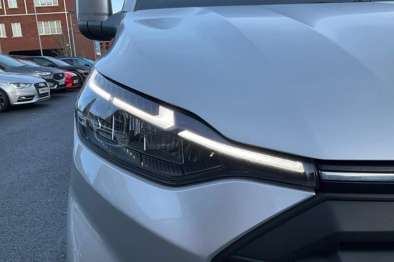 Used Ford Transit Custom 2025 for sale - 77354478: Photo 37