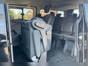Used Ford Tourneo Custom 2018 for sale - 79344550: Photo