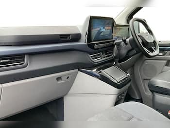 Used Ford Tourneo Custom 2025 for sale - 79855834: Photo