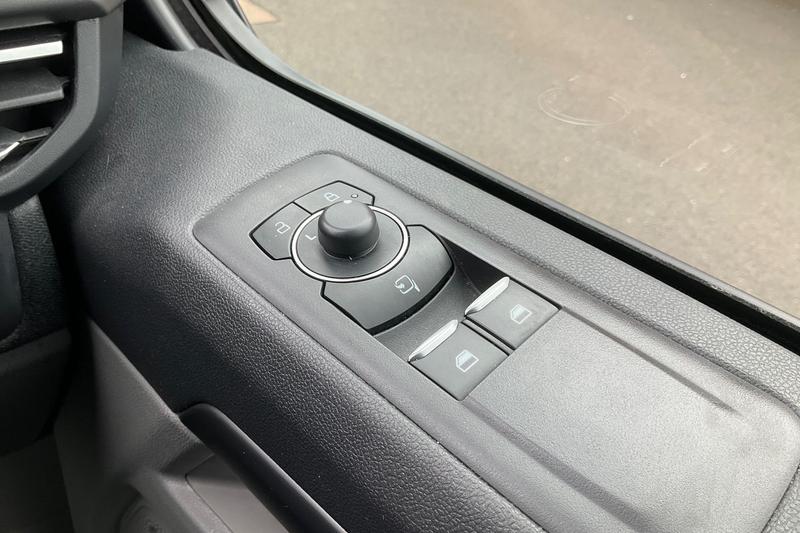 Used Ford Tourneo Custom 2024 for sale - 77733220: Photo 18