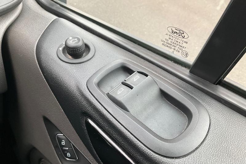 Used Ford Transit Custom 2022 for sale - 76703229: Photo 8