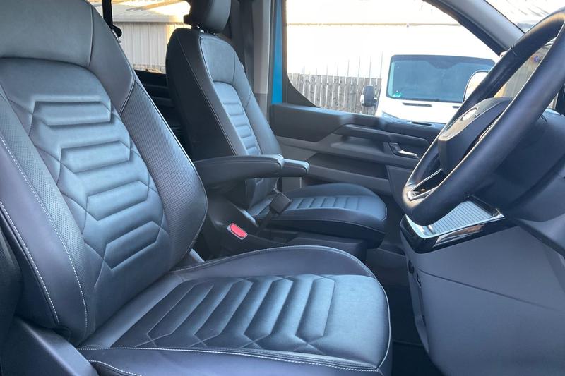 Used Ford Tourneo Custom 2024 for sale - 76998862: Photo 32