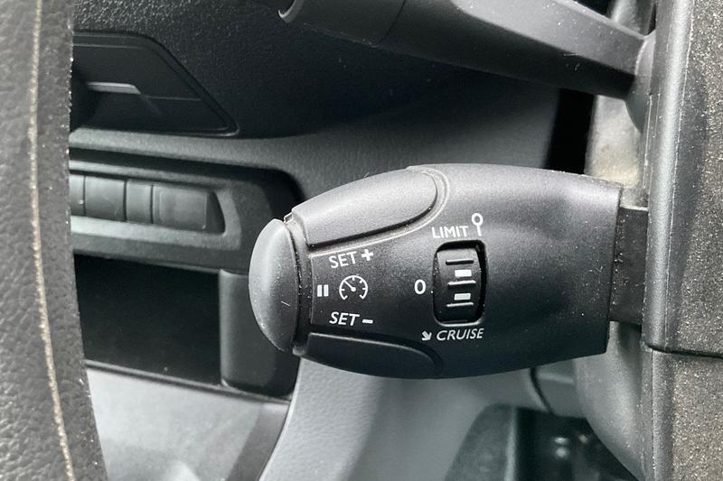 Used Vauxhall Vivaro 2020 for sale - 77935046: Photo 8