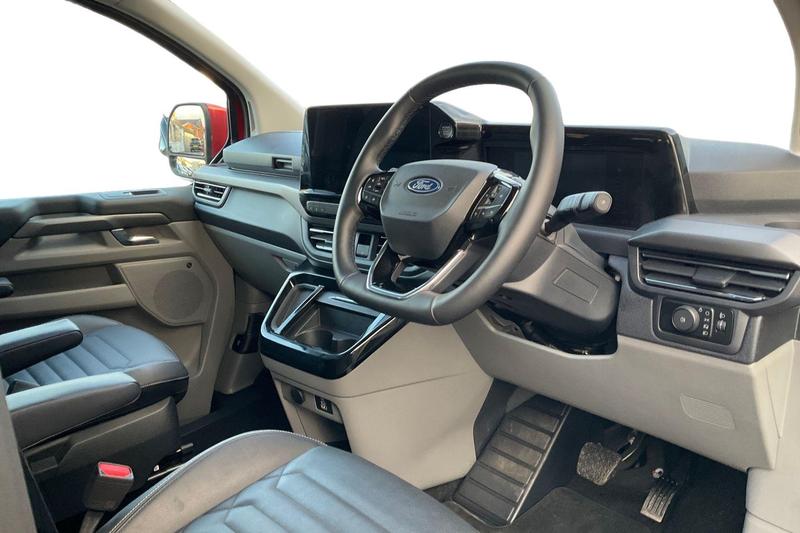 Used Ford Tourneo Custom 2024 for sale - 76819191: Photo 13