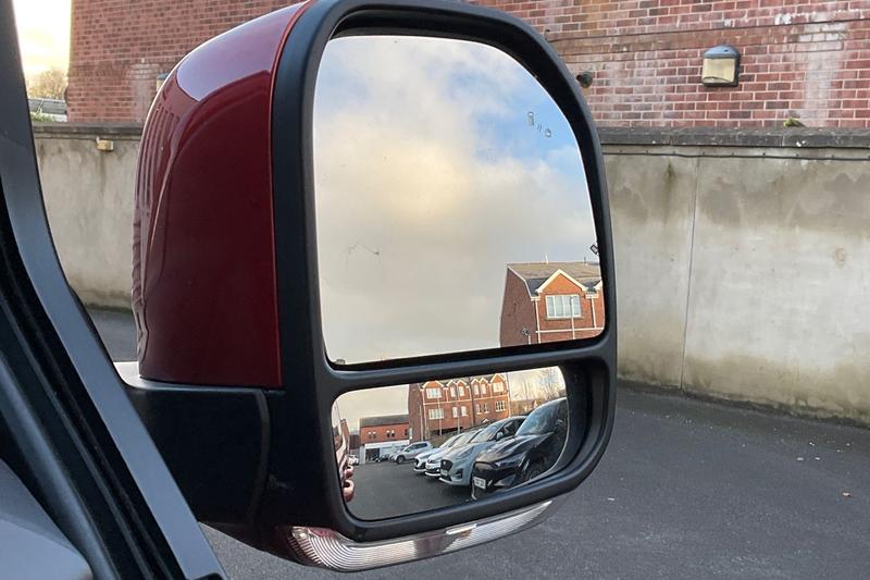 Used Ford Tourneo Custom 2024 for sale - 76819191: Photo 32