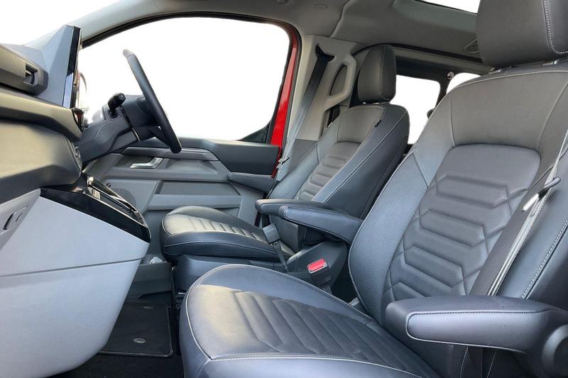 Used Ford Tourneo Custom 2024 for sale - 76819191: Photo 9