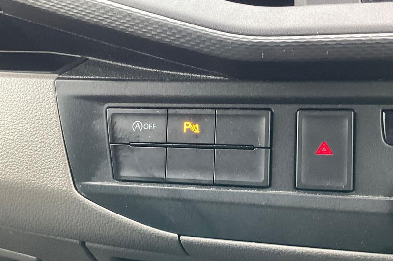 Used Volkswagen Transporter Shuttle 2020 for sale - 77033047: Photo 17