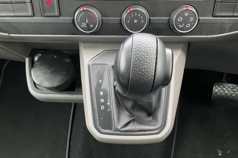 Used Volkswagen Transporter Shuttle 2020 for sale - 77033047: Photo 18