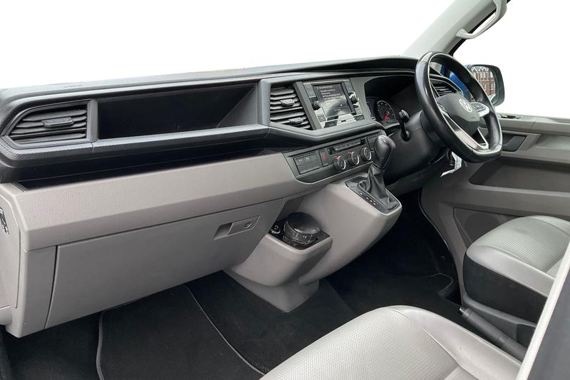 Used Volkswagen Transporter Shuttle 2020 for sale - 77033047: Photo 3