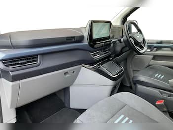 Used Ford Tourneo Custom 2025 for sale - 79717191: Photo
