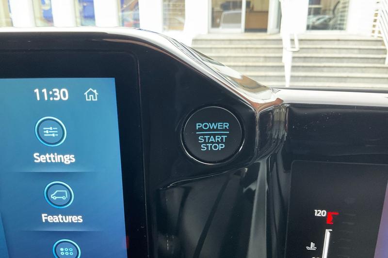 Used Ford Tourneo Custom 2024 for sale - 76960847: Photo 8