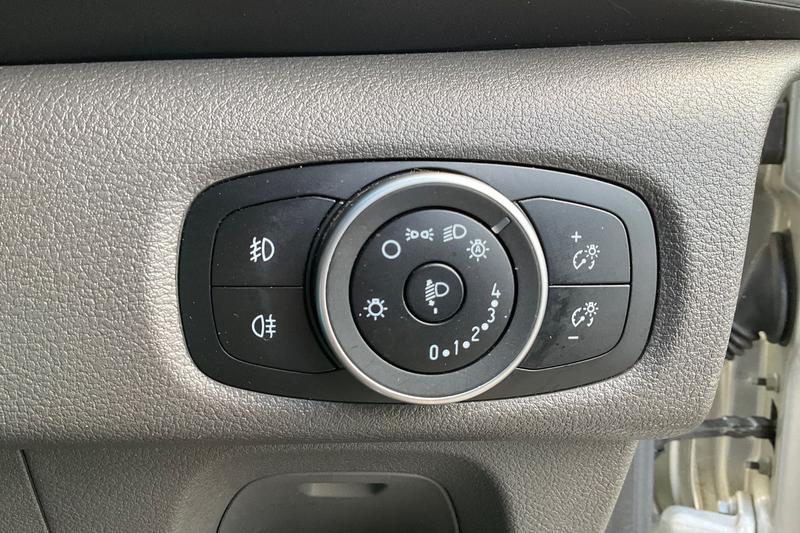 Used Ford Tourneo Custom 2022 for sale - 76480410: Photo 30