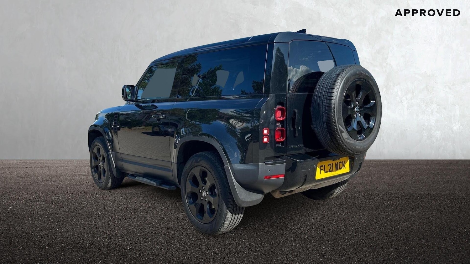 Used Land Rover Defender 2021 for sale - 76013489: Photo 2