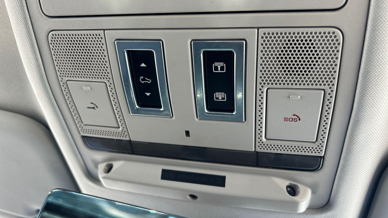 Used Land Rover Defender 2021 for sale - 76013489: Photo 23