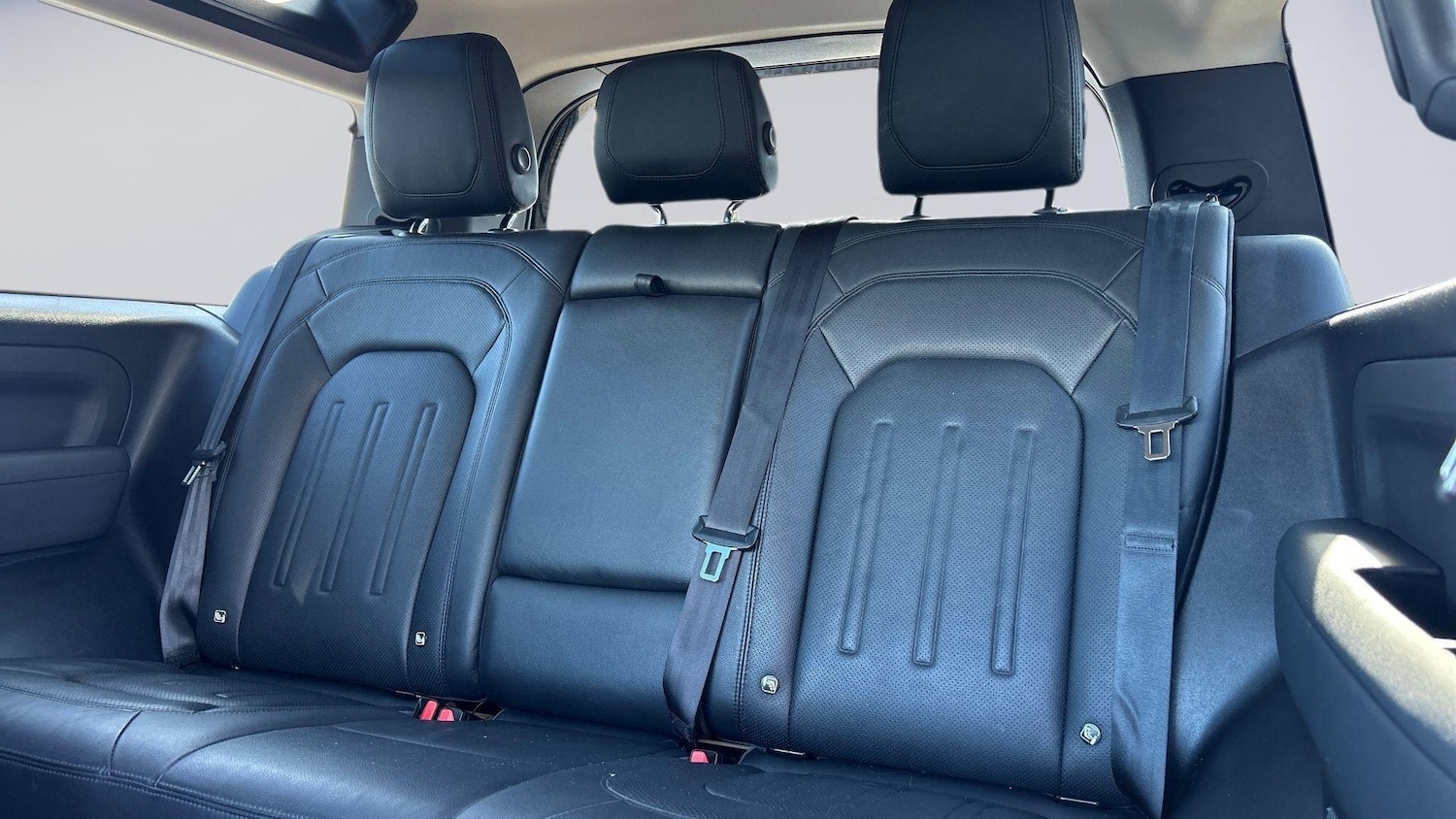 Used Land Rover Defender 2021 for sale - 76013489: Photo 4