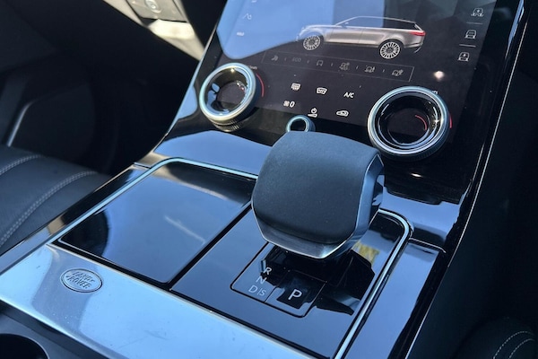Used Land Rover Range Rover Velar 2021 for sale - 76189687: Photo 13