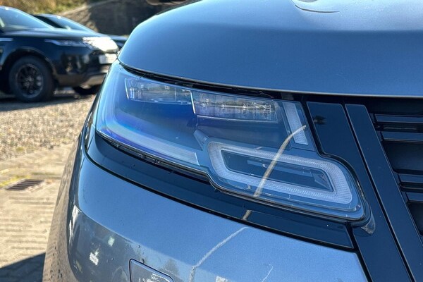 Used Land Rover Range Rover Velar 2021 for sale - 76189687: Photo 17