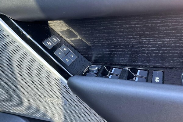 Used Land Rover Range Rover Velar 2021 for sale - 76189687: Photo 25