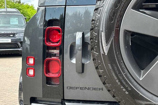 Used Land Rover Defender 110 2023 for sale - 74850180: Photo 19