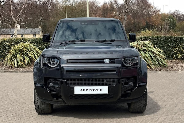 Used Land Rover Defender 110 2023 for sale - 74850180: Photo 7
