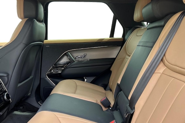 Used Land Rover Range Rover Sport 2023 for sale - 75310728: Photo 4