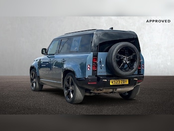 Used Land Rover Defender 110 2023 for sale - 75401180: Photo