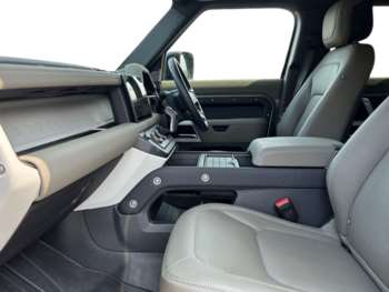 Used Land Rover Defender 110 2023 for sale - 74850258: Photo