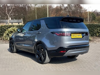 Used Land Rover Discovery 2023 for sale - 76059691: Photo 2