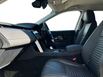 Used Land Rover Discovery Sport 2024 for sale - 74850437: Photo