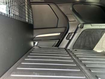 Used Land Rover Discovery 2023 for sale - 74850636: Photo
