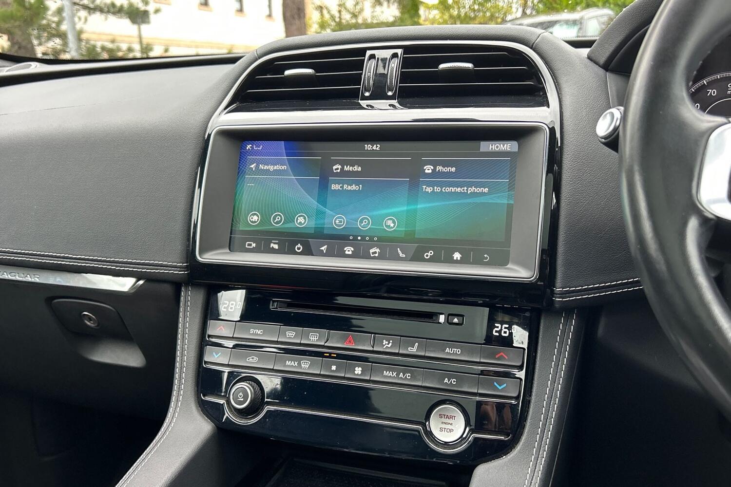 Used Jaguar F-Pace 2020 for sale - 76152785: Photo 14
