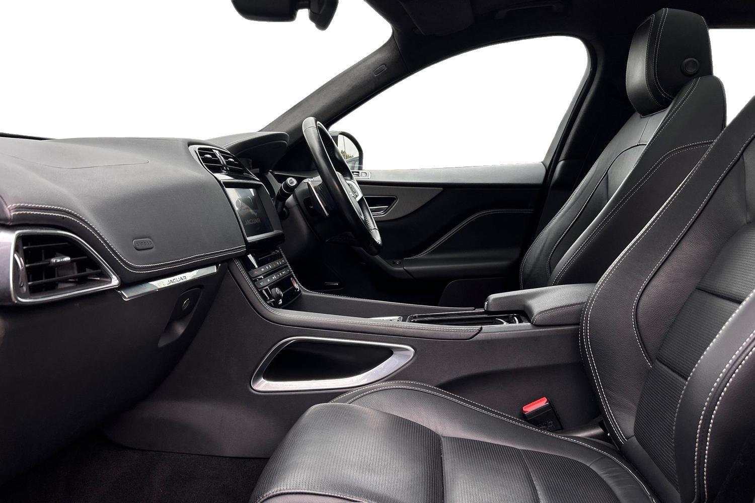 Used Jaguar F-Pace 2020 for sale - 76152785: Photo 3