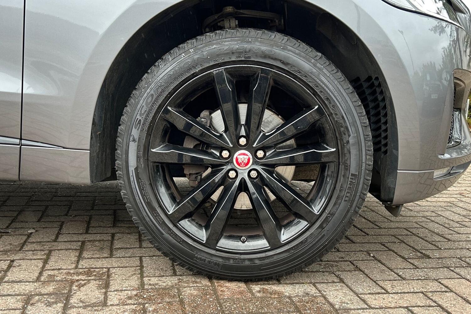 Used Jaguar F-Pace 2020 for sale - 76152785: Photo 8