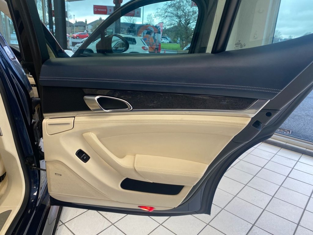 Used Porsche Panamera 2010 for sale - 77276593: Photo 22