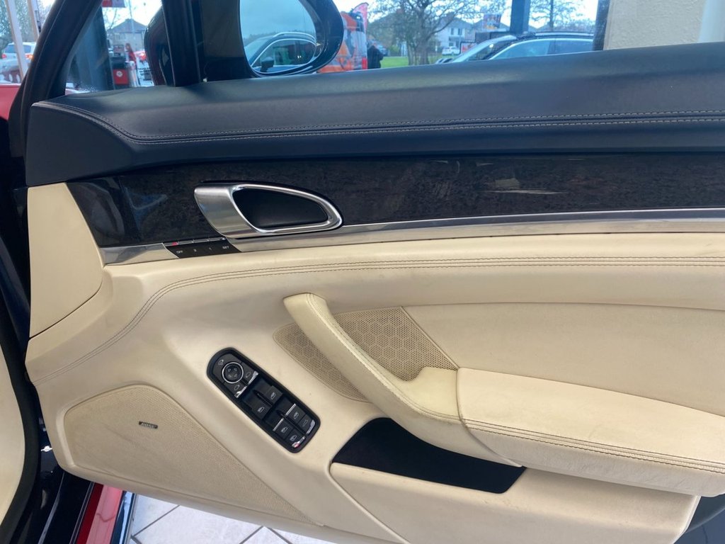 Used Porsche Panamera 2010 for sale - 77276593: Photo 26
