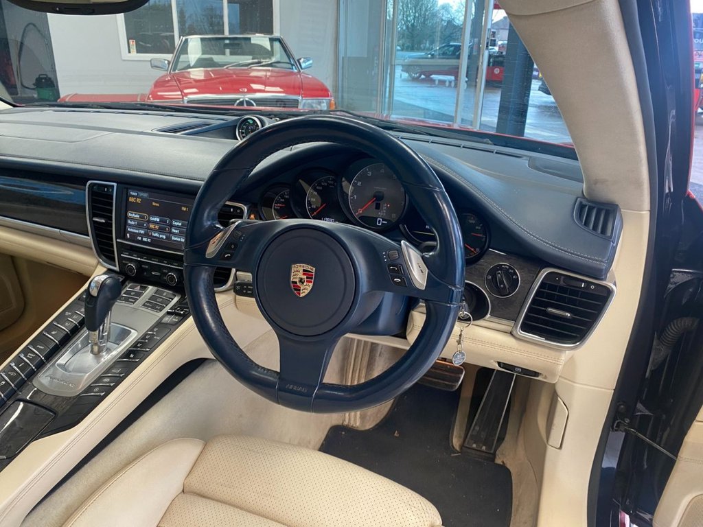 Used Porsche Panamera 2010 for sale - 77276593: Photo 27