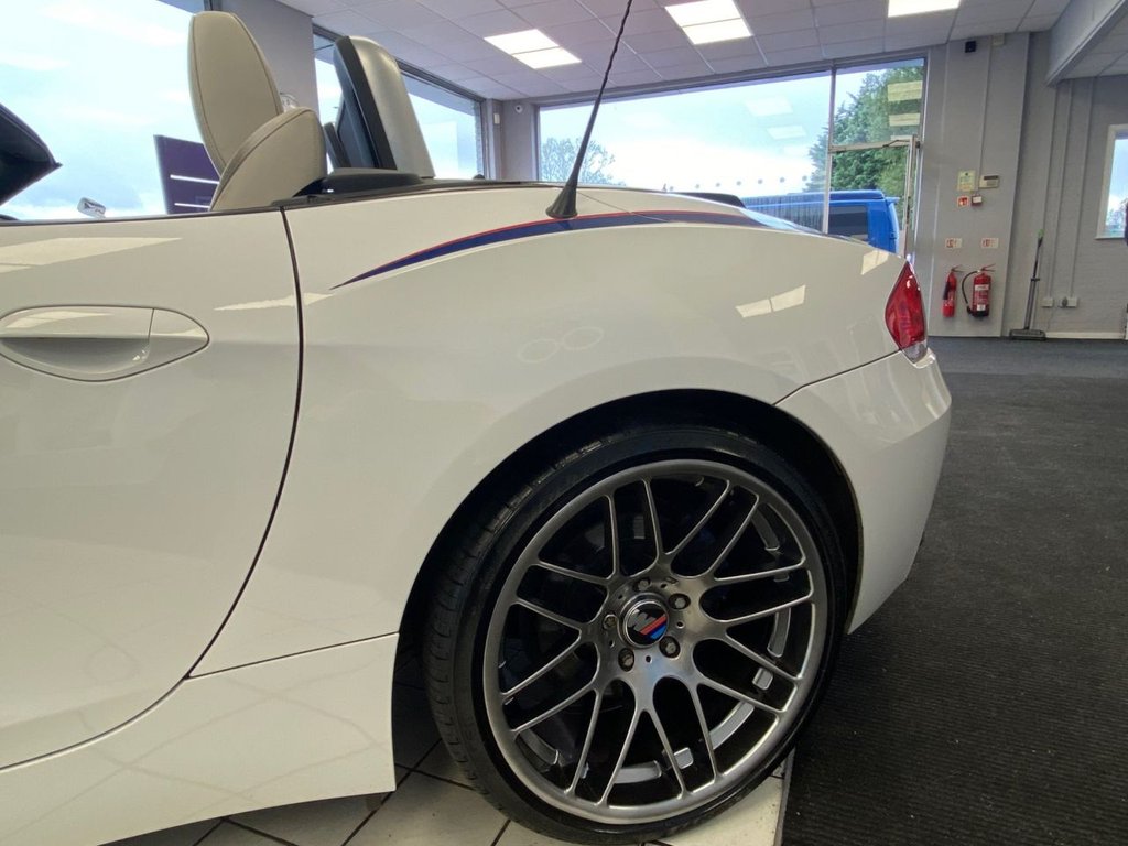 Used BMW Z4 2011 for sale - 77276037: Photo 11