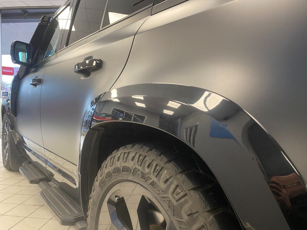 Used Land Rover Defender 2021 for sale - 77547271: Photo 18