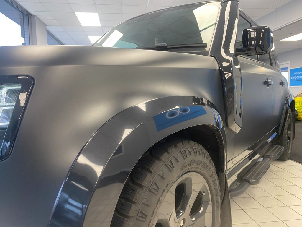 Used Land Rover Defender 2021 for sale - 77547271: Photo 21