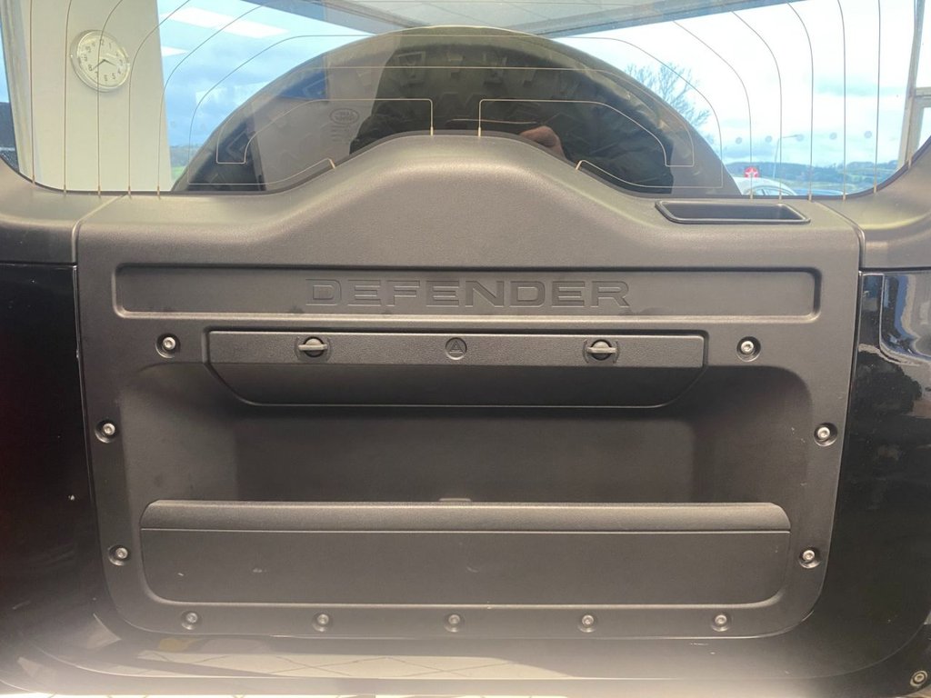 Used Land Rover Defender 2021 for sale - 77547271: Photo 30