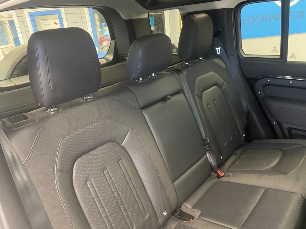 Used Land Rover Defender 2021 for sale - 77547271: Photo 36
